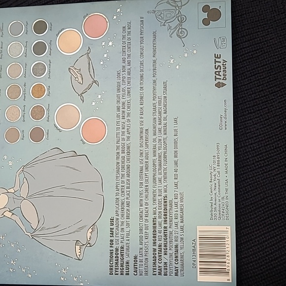 Disney Princess Cinderella Face and Eye Shadow Palette Highlighter Blush 22shade - Picture 9 of 11